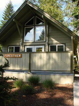 Cabins And Campground At Cultus Lake Park Hotell Chilliwack Exteriör bild